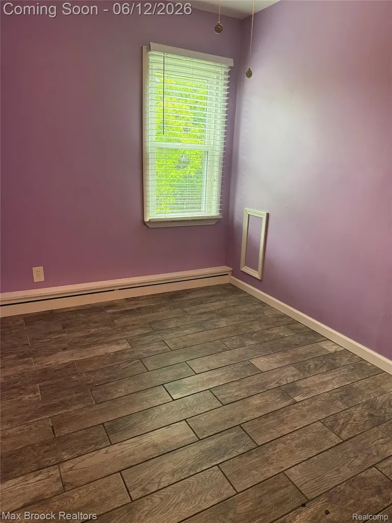 30066 Bock Street Garden City City MI 48135
