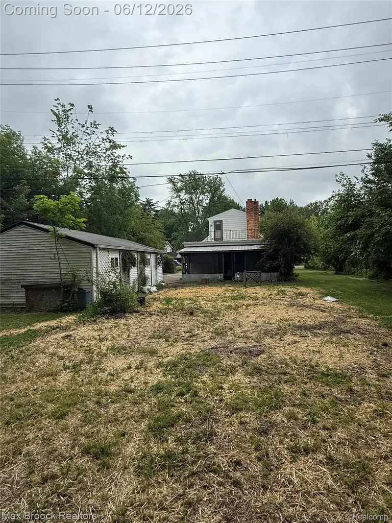 30066 Bock Street Garden City City MI 48135