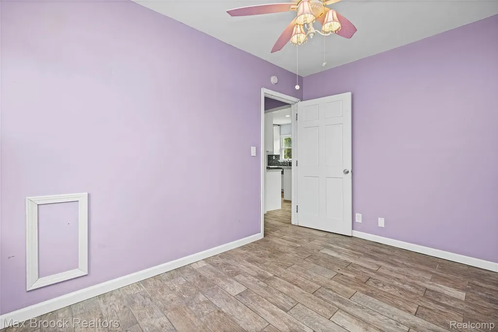 30066 Bock Street Garden City City MI 48135