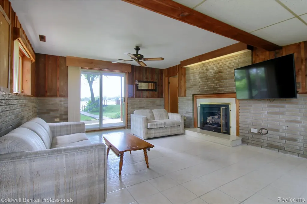 11770 Sunset Lane Van Buren Charter Township MI 48111