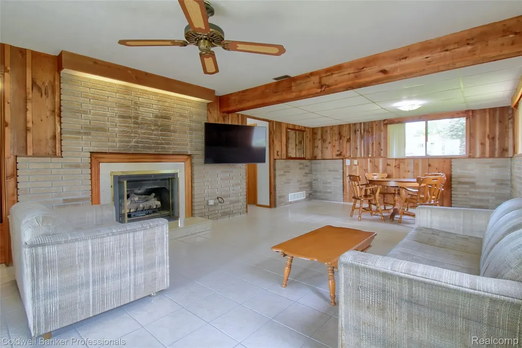 11770 Sunset Lane Van Buren Charter Township MI 48111
