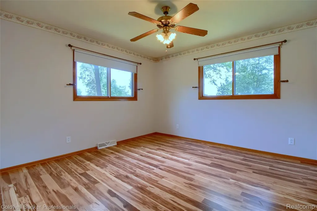 11770 Sunset Lane Van Buren Charter Township MI 48111