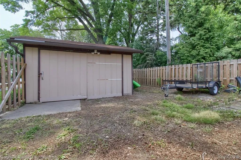 11770 Sunset Lane Van Buren Charter Township MI 48111