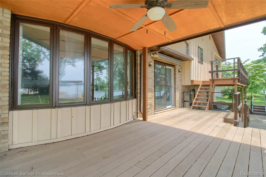11770 Sunset Lane Van Buren Charter Township MI 48111