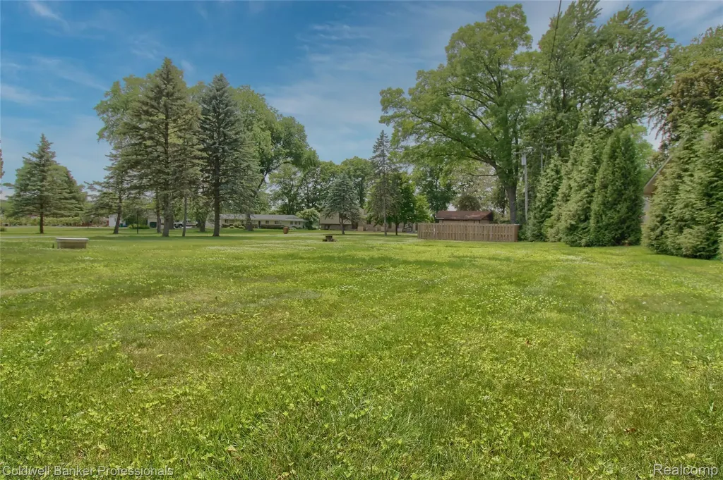 11770 Sunset Lane Van Buren Charter Township MI 48111