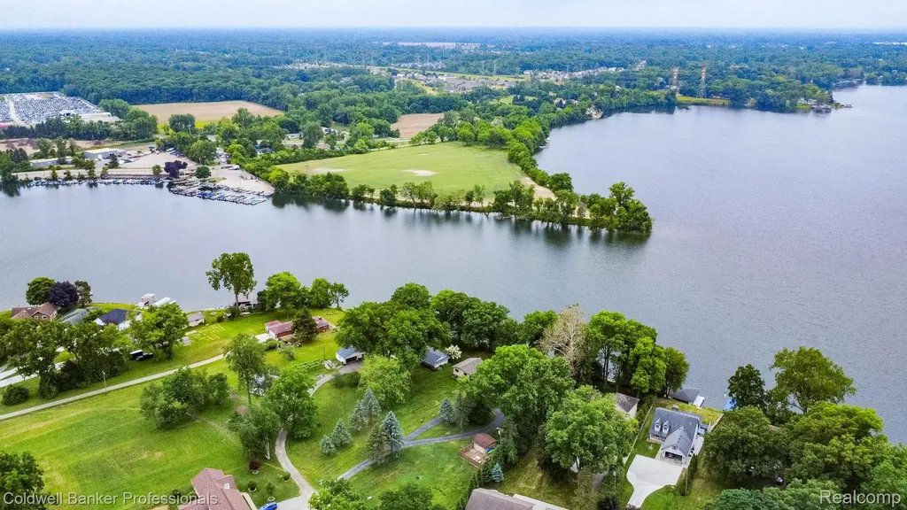 11770 Sunset Lane Van Buren Charter Township MI 48111
