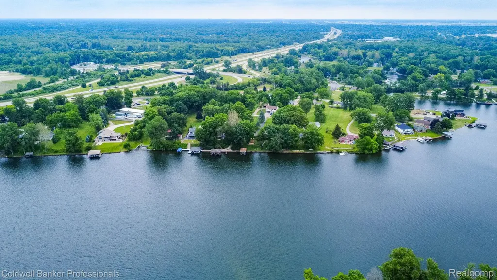 11770 Sunset Lane Van Buren Charter Township MI 48111