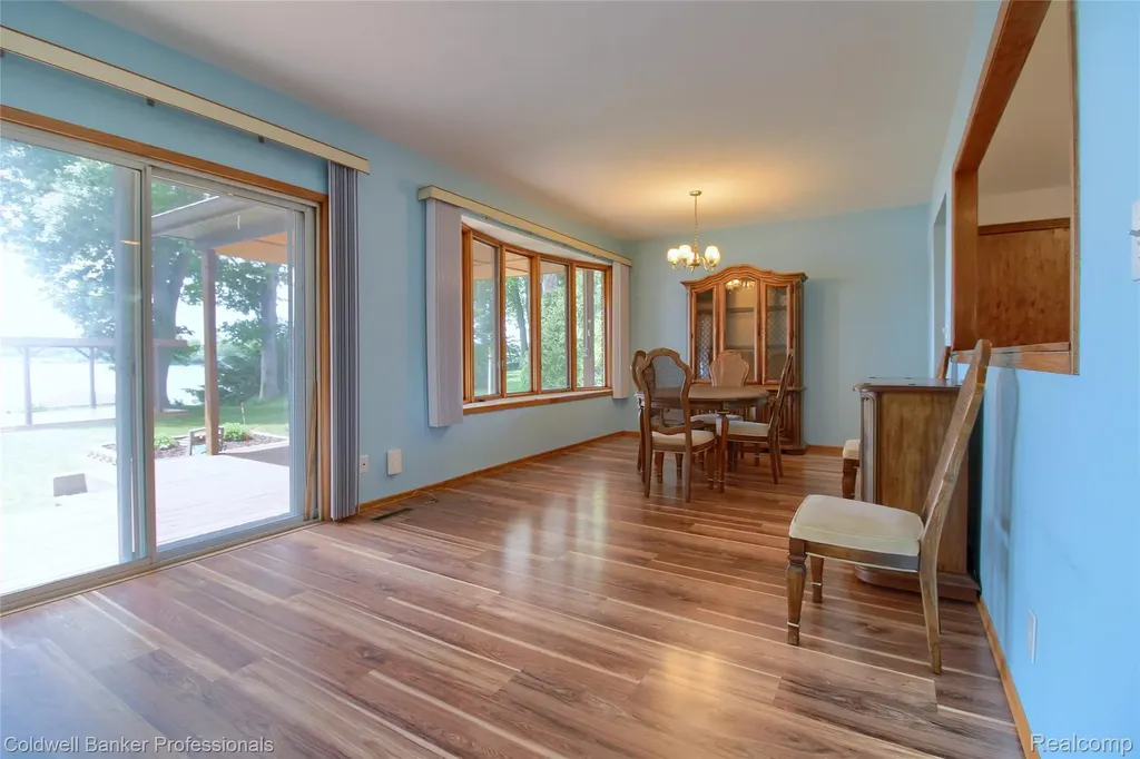 11770 Sunset Lane Van Buren Charter Township MI 48111