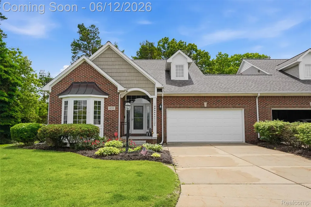 470 Delmar Court Highland Charter Township MI 48357