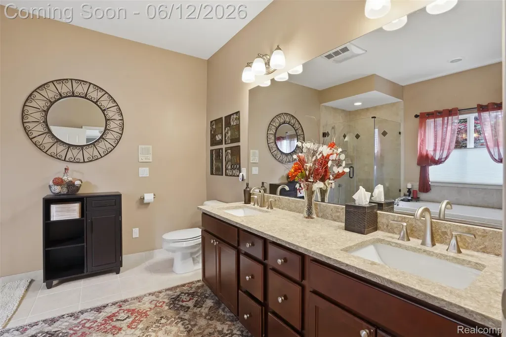 470 Delmar Court Highland Charter Township MI 48357