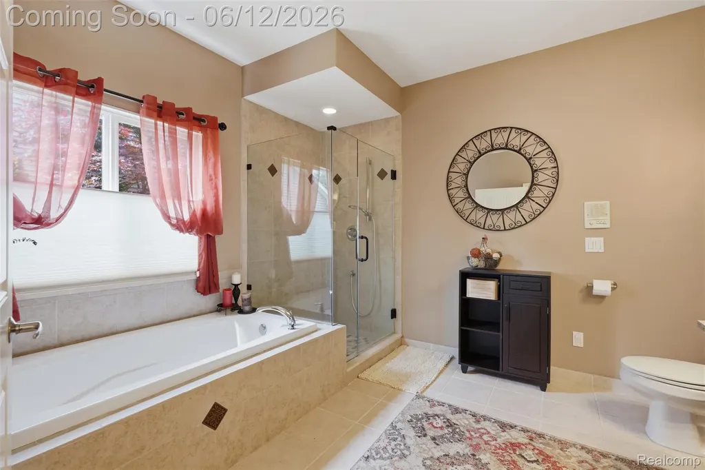 470 Delmar Court Highland Charter Township MI 48357