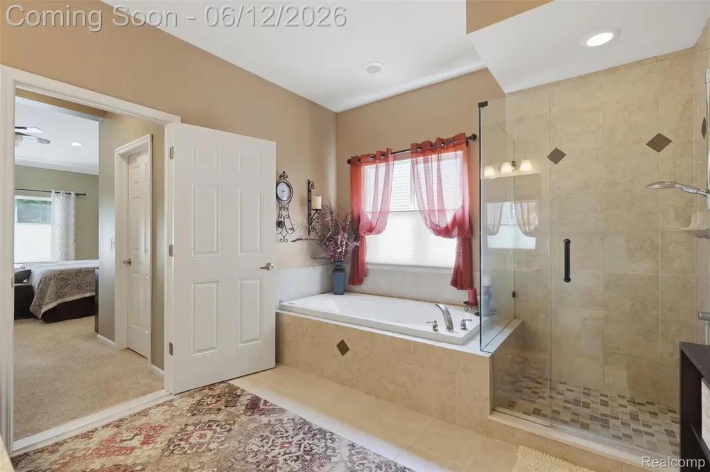 470 Delmar Court Highland Charter Township MI 48357