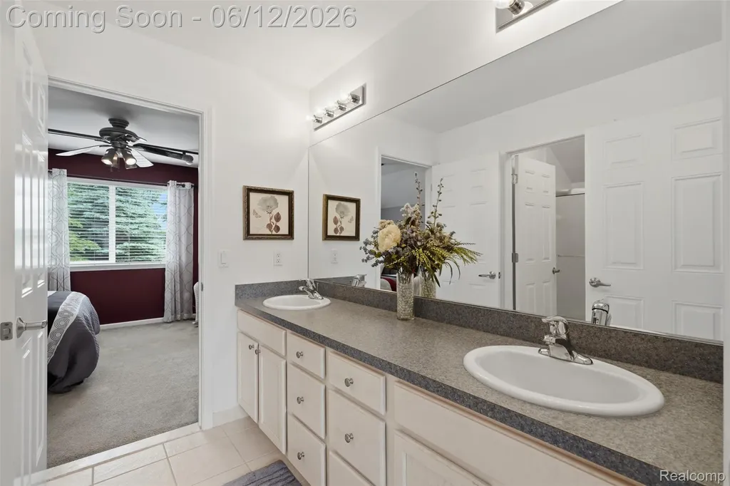 470 Delmar Court Highland Charter Township MI 48357
