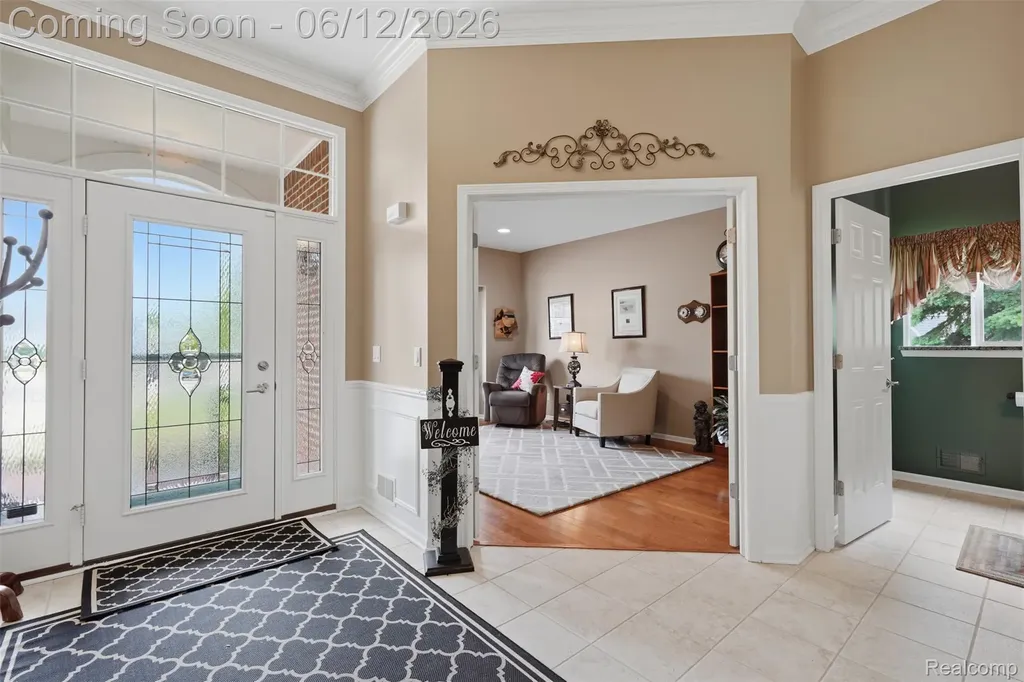 470 Delmar Court Highland Charter Township MI 48357