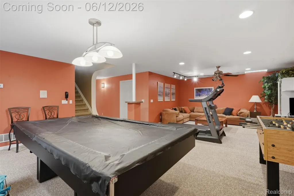 470 Delmar Court Highland Charter Township MI 48357