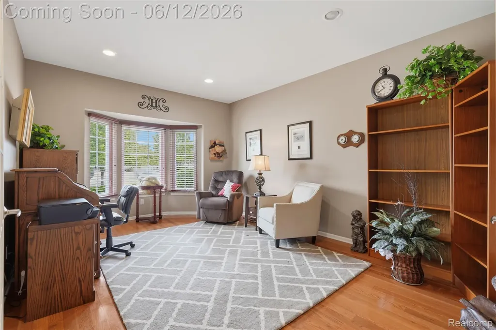 470 Delmar Court Highland Charter Township MI 48357
