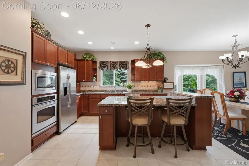 470 Delmar Court Highland Charter Township MI 48357