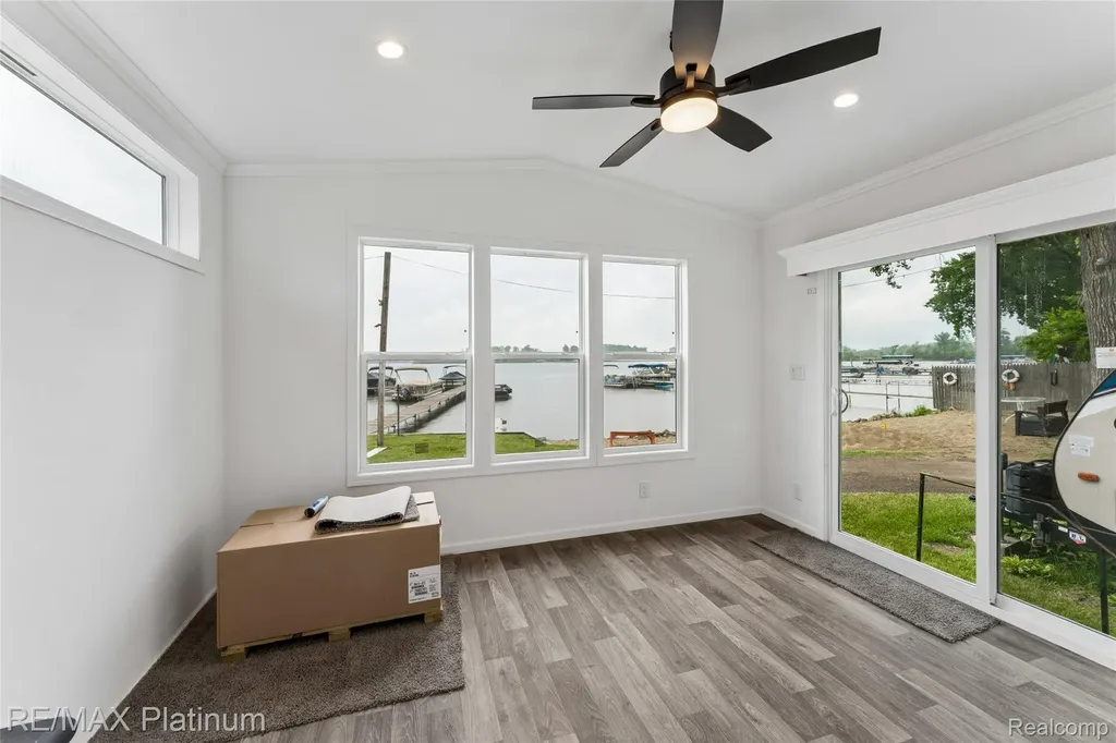 2 Serenity Shore Fenton Charter Township MI 48430