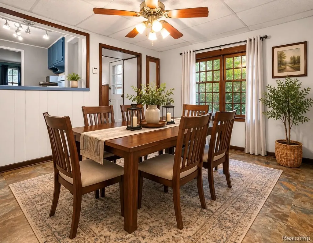 9235 Whitall Lane Grosse Ile Township MI 48138