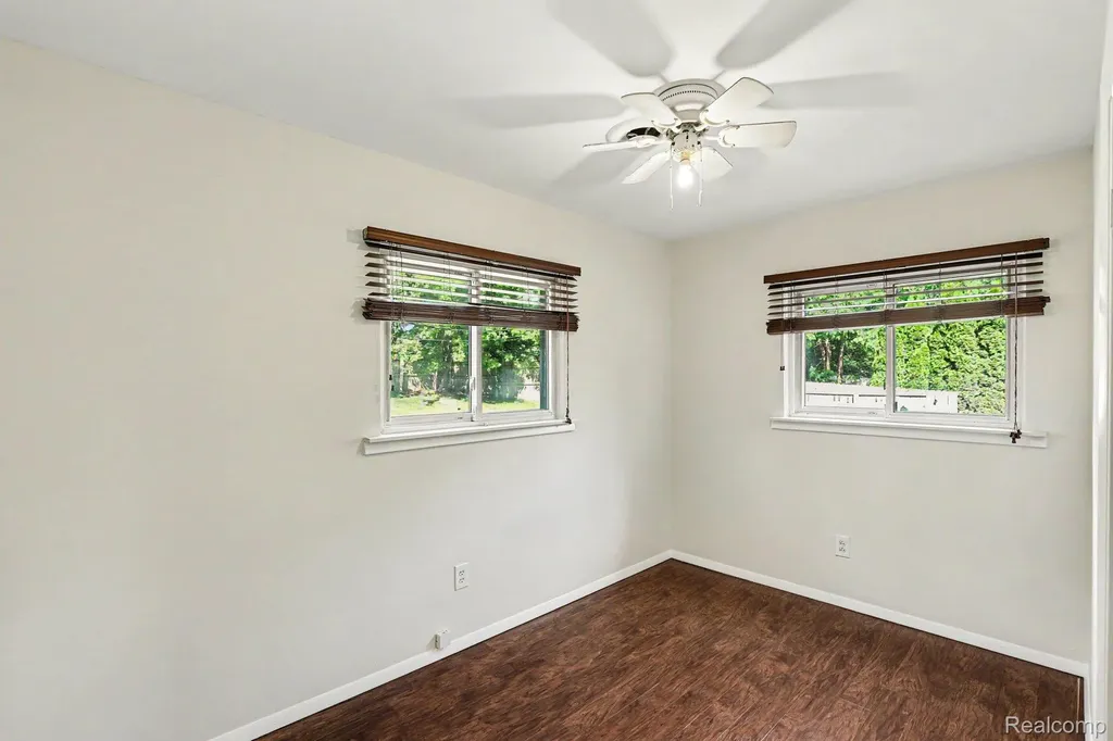 9315 Hillcrest Road Springfield Charter Township MI 48348