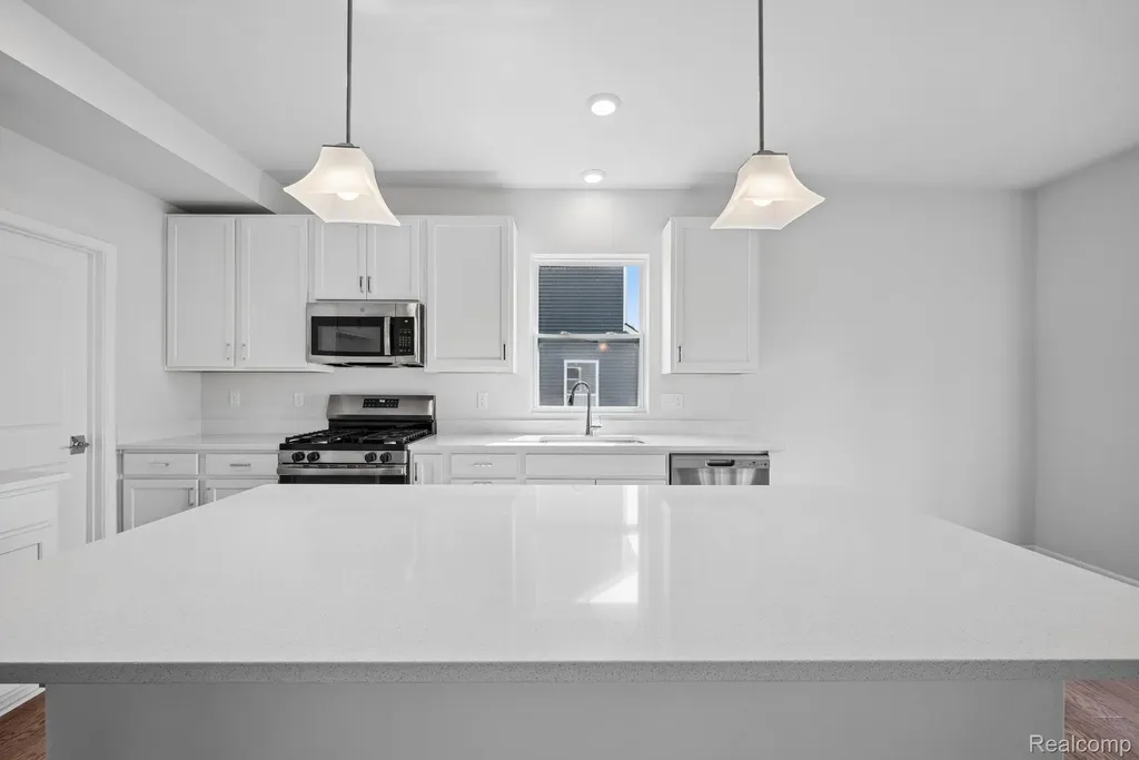 27137 Silo Drive Saline City MI 48176