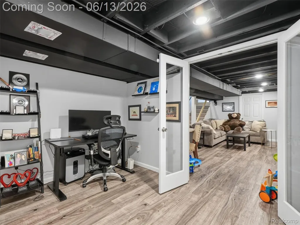 2622 Bembridge Road Royal Oak City MI 48073