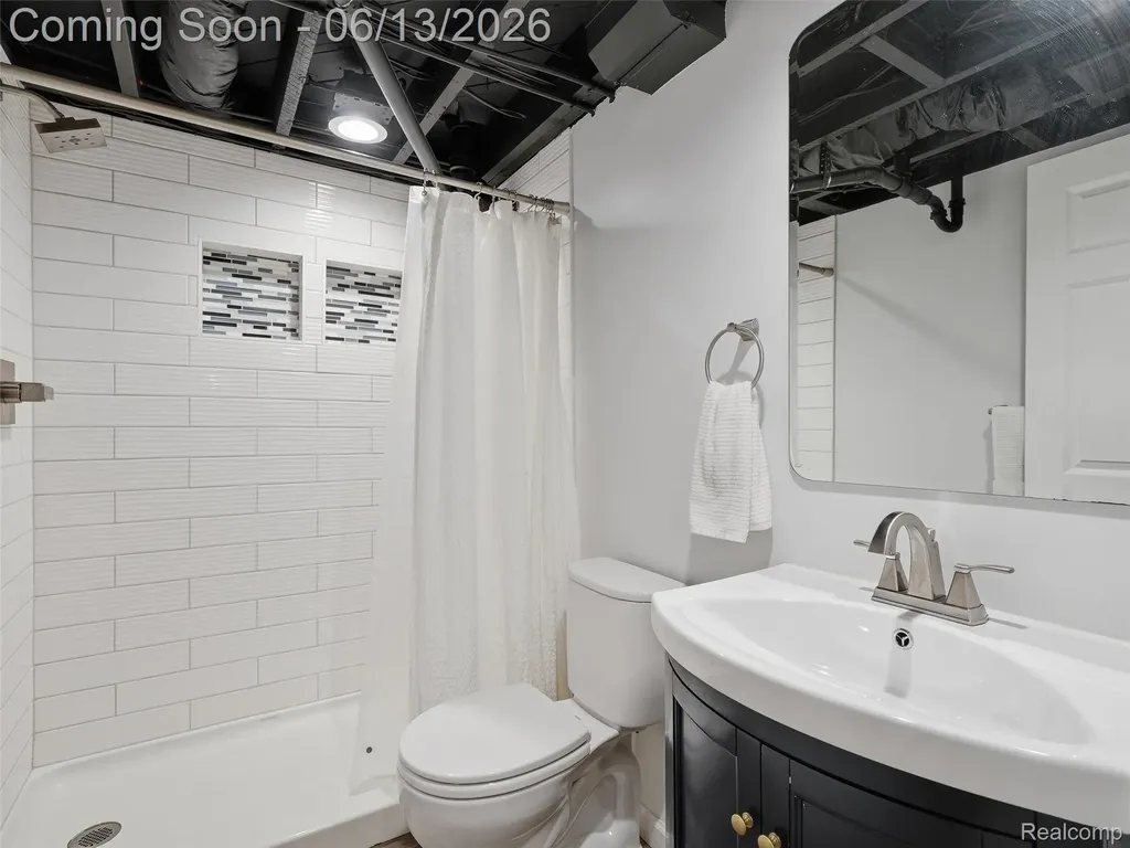 2622 Bembridge Road Royal Oak City MI 48073