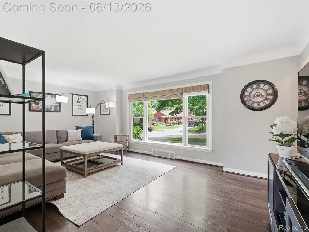 2622 Bembridge Road Royal Oak City MI 48073