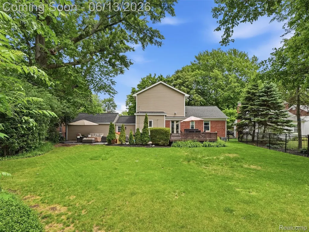 2622 Bembridge Road Royal Oak City MI 48073