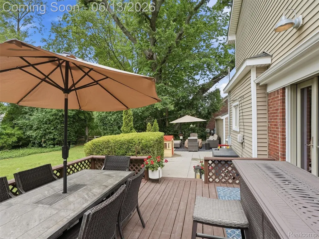 2622 Bembridge Road Royal Oak City MI 48073