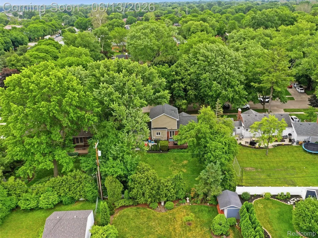 2622 Bembridge Road Royal Oak City MI 48073