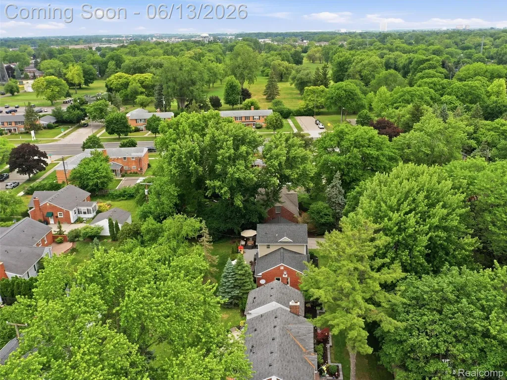 2622 Bembridge Road Royal Oak City MI 48073