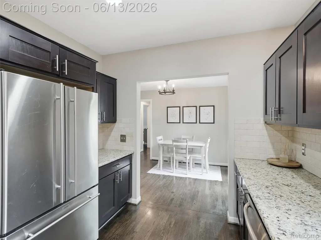 2622 Bembridge Road Royal Oak City MI 48073