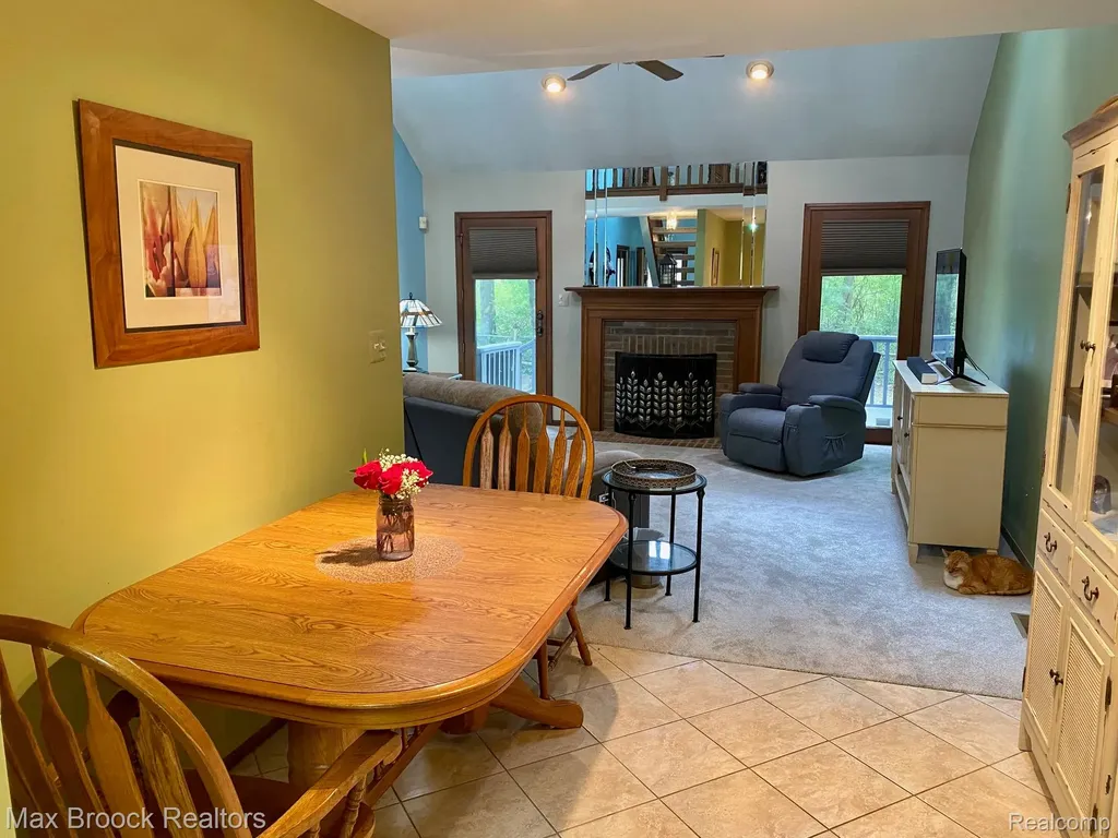 16226 Pine Ridge Drive Fraser City MI 48026