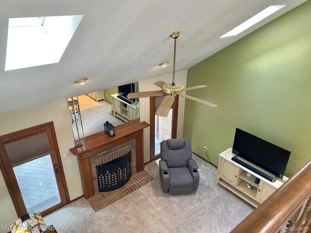 16226 Pine Ridge Drive Fraser City MI 48026