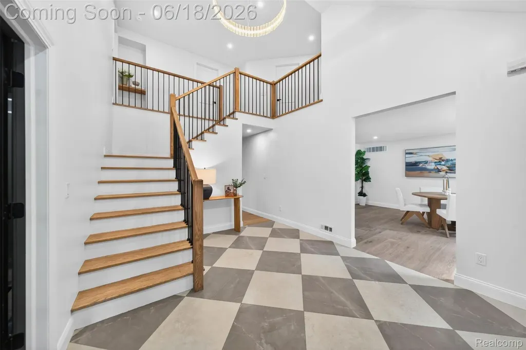1366 Conge Drive Bloomfield Charter Township MI 48304