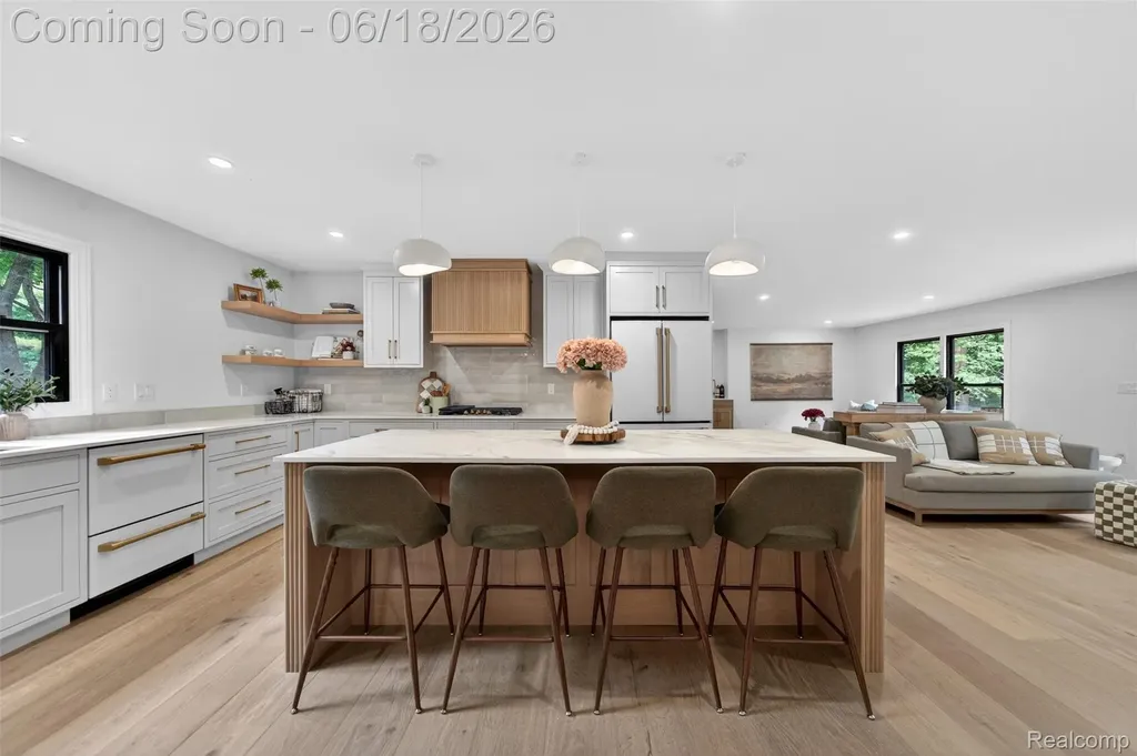 1366 Conge Drive Bloomfield Charter Township MI 48304