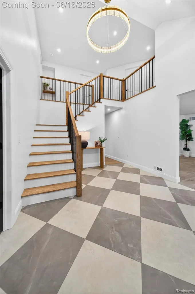 1366 Conge Drive Bloomfield Charter Township MI 48304