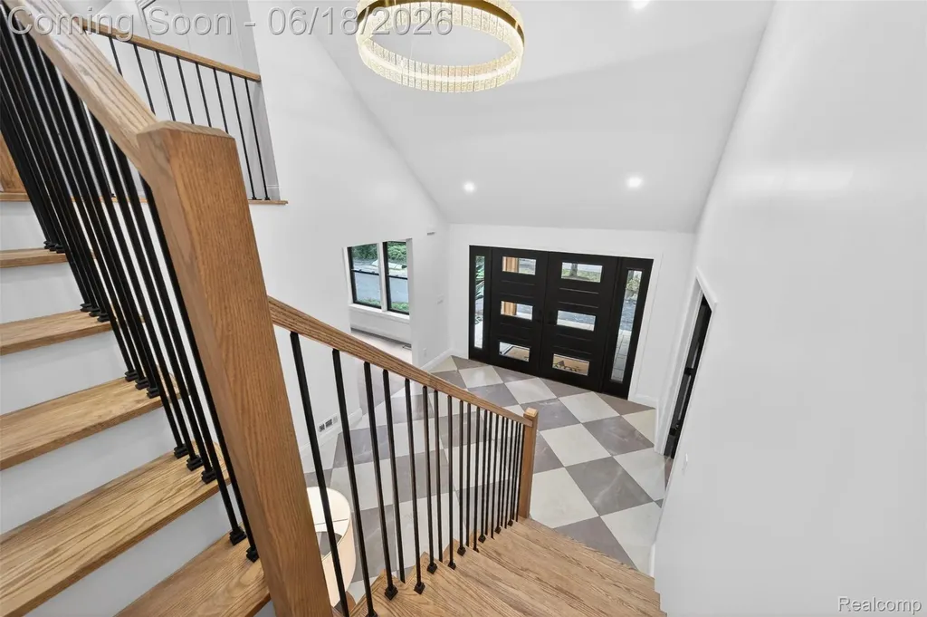 1366 Conge Drive Bloomfield Charter Township MI 48304