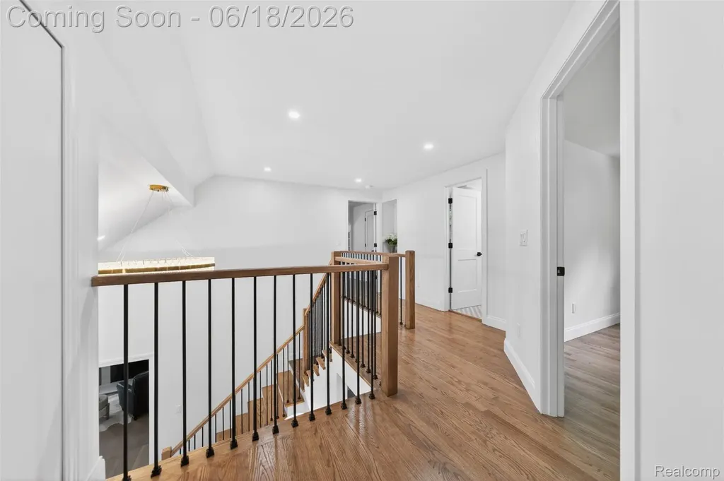 1366 Conge Drive Bloomfield Charter Township MI 48304