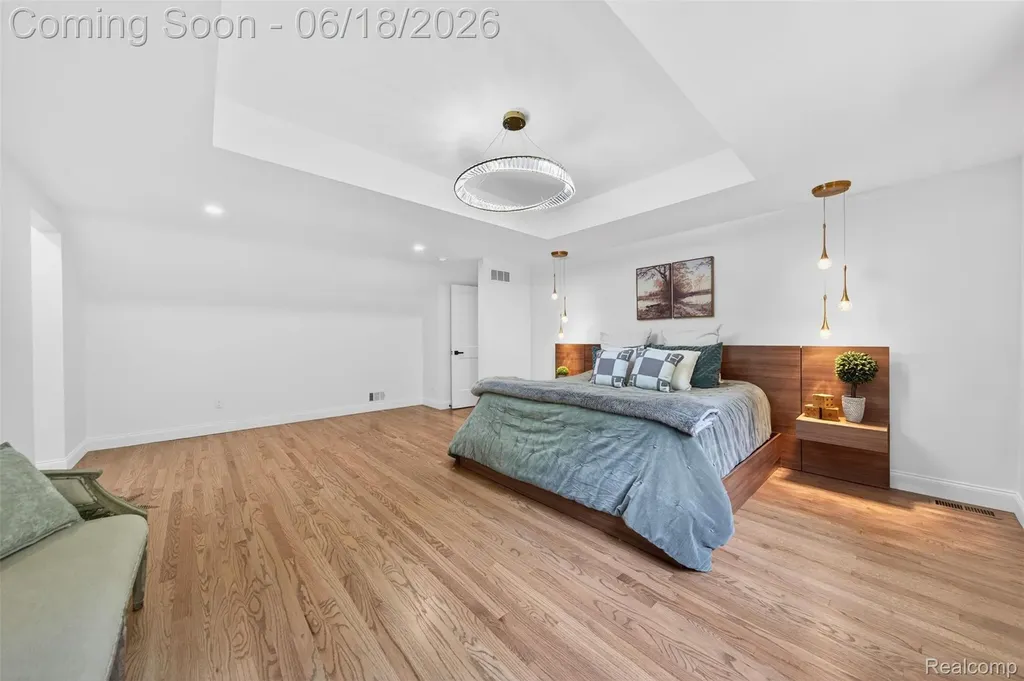 1366 Conge Drive Bloomfield Charter Township MI 48304