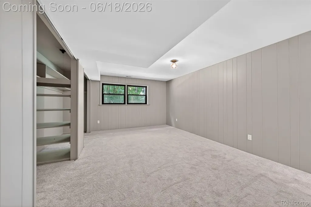 1366 Conge Drive Bloomfield Charter Township MI 48304