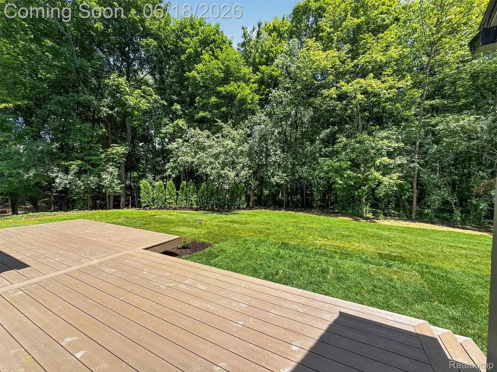 1366 Conge Drive Bloomfield Charter Township MI 48304