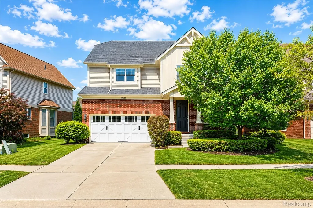 28386 Cottage Lane Lyon Charter Township MI 48165