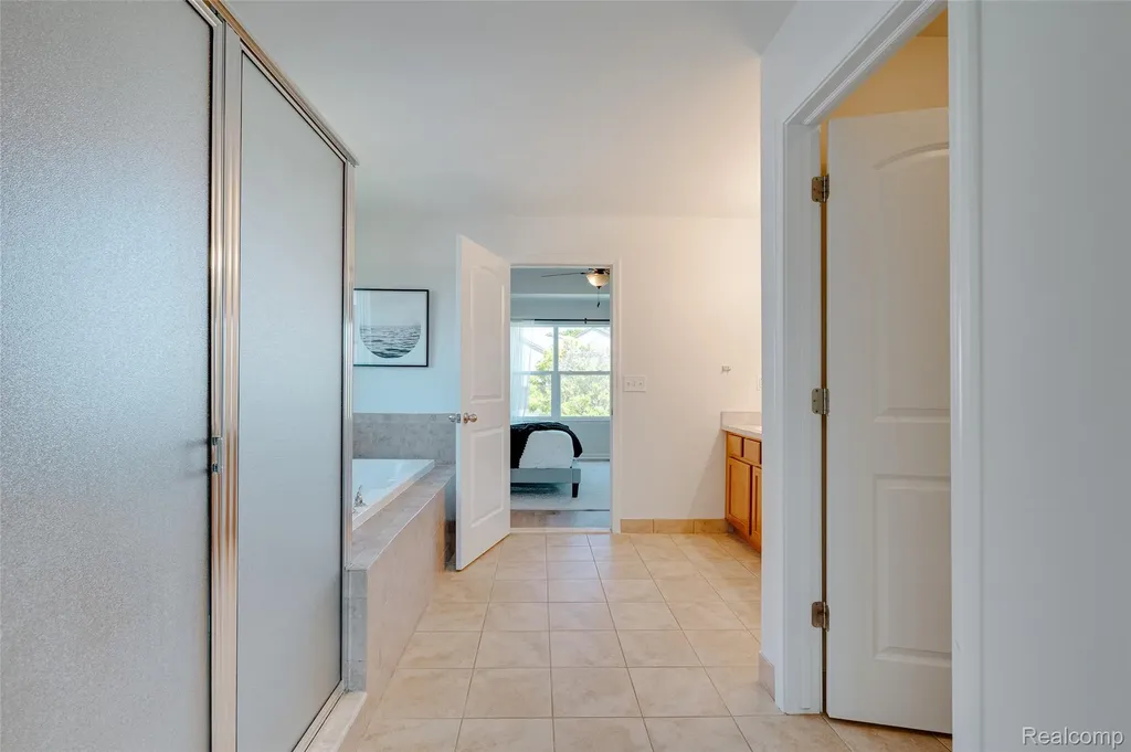 28386 Cottage Lane Lyon Charter Township MI 48165