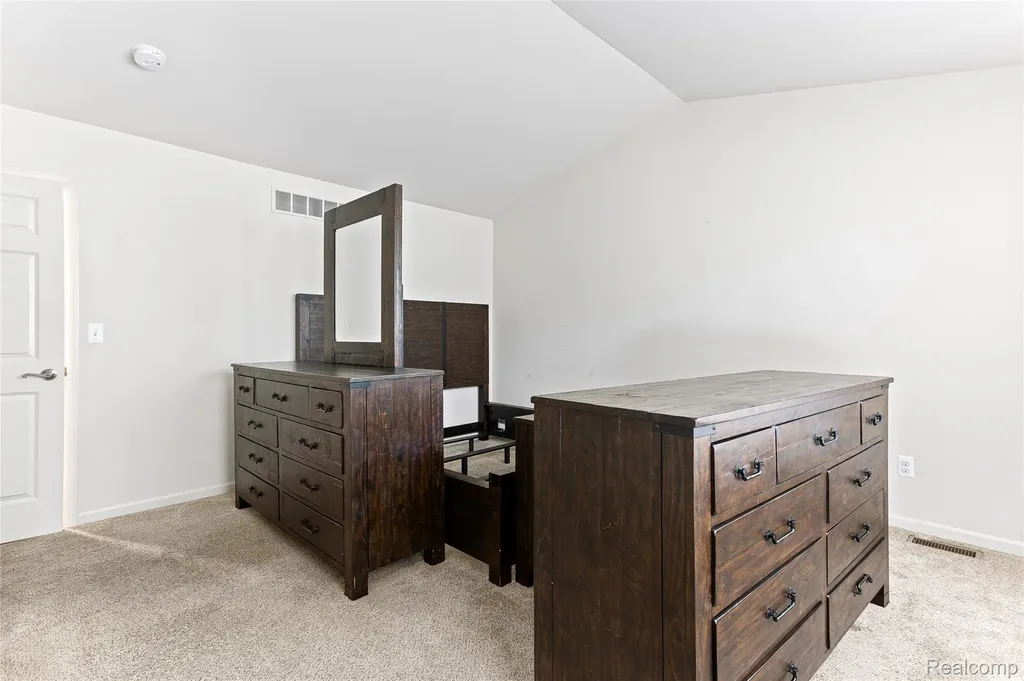 26861 Princeton Court Southfield City MI 48034