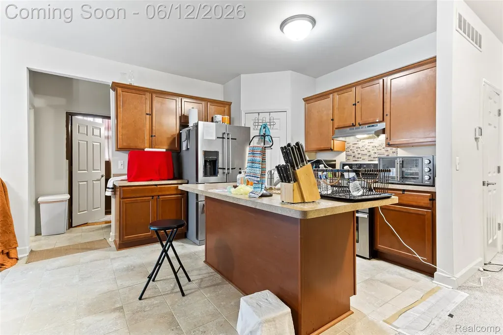 26861 Princeton Court Southfield City MI 48034