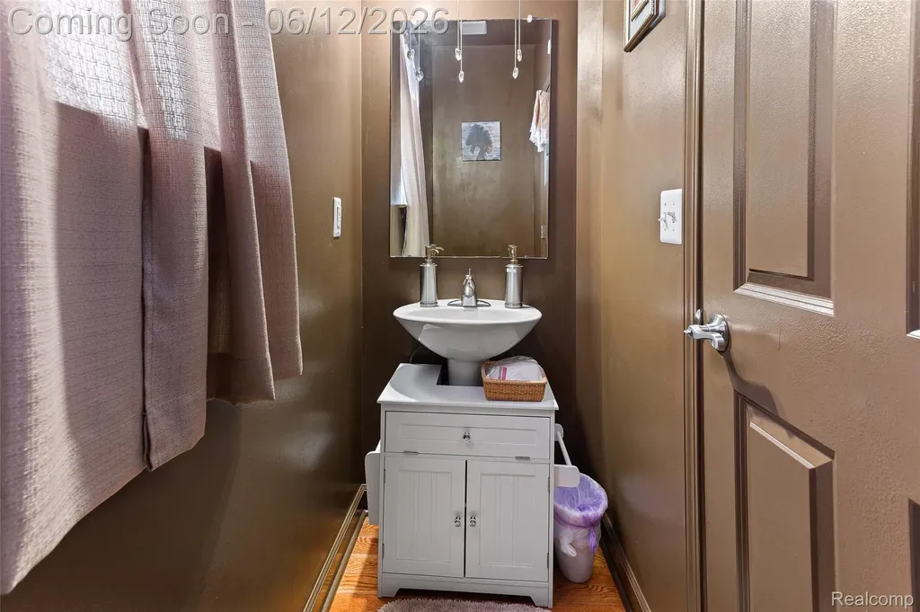 26861 Princeton Court Southfield City MI 48034