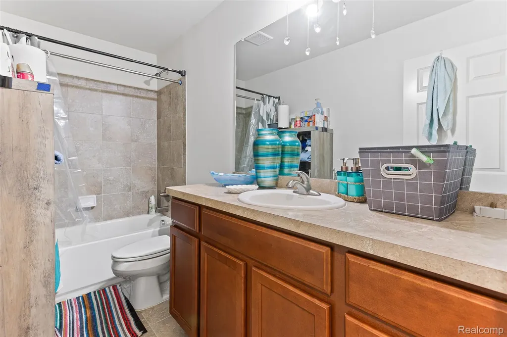 26861 Princeton Court Southfield City MI 48034