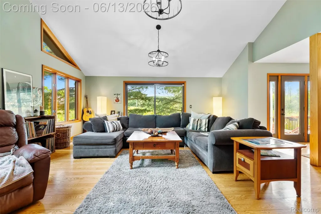 6186 Crane Road Pittsfield Charter Township MI 48197